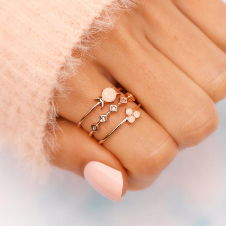 Minimal Ay Opal 3’lü Kombin Yüzük Seti – Şık ve Zarif Kadın Yüzükleri